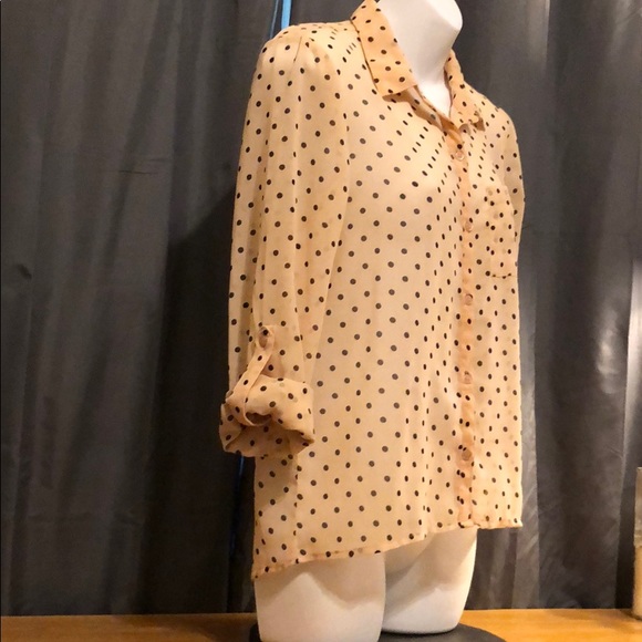 Button down blouse - Picture 1 of 4